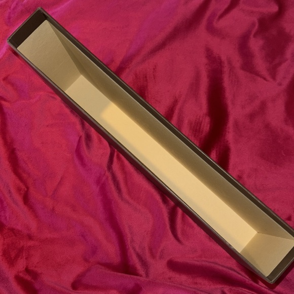 Louis Vuitton box - Picture 9 of 10